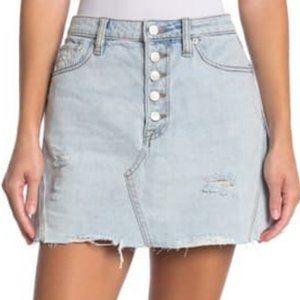 Free People Distressed Fringe Light Denim A-Line Mini Skirt POCKETS Size 30 M
